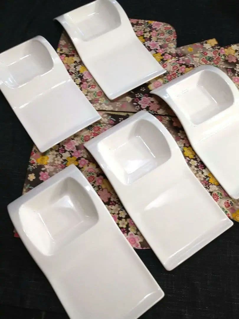 ♥豪華に高級ホテル演出⬛【オリジナルウエーブ長大皿演出セット】♥４種２組計８点