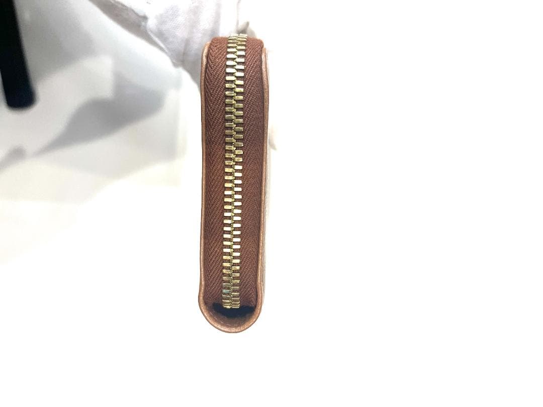 イルビゾンテ SZW046 レザー ラウンドファスナー 長財布【未使用品】