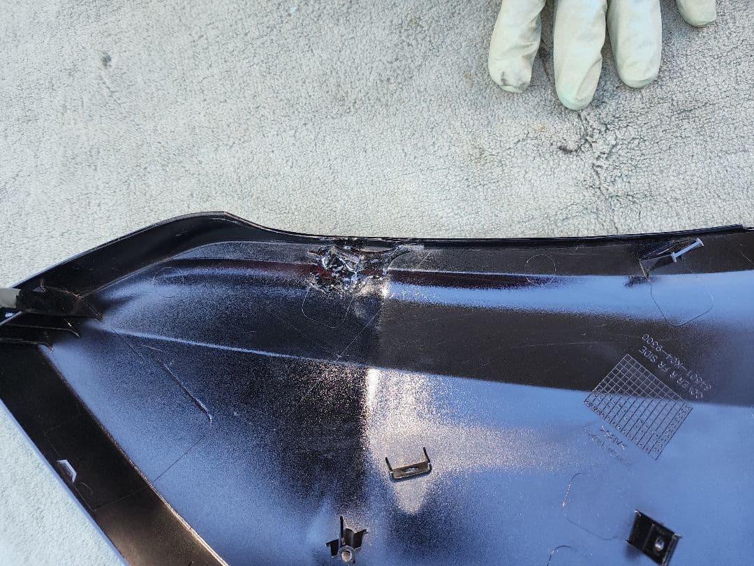 フォルツァSi MF12 カバーフロントサイドとカバーサイドのセット（右側のみ）