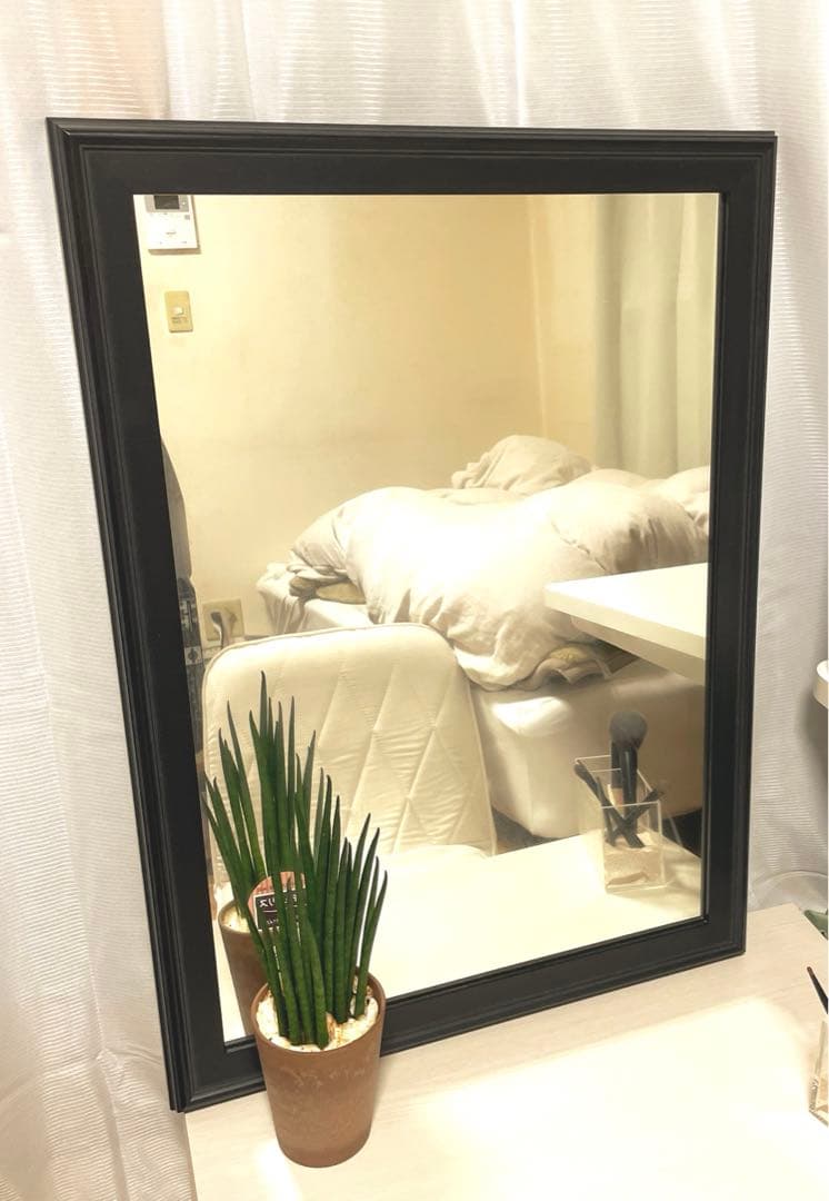 額縁付き 鏡❤︎メイク　ミラー　鏡台　ブラック