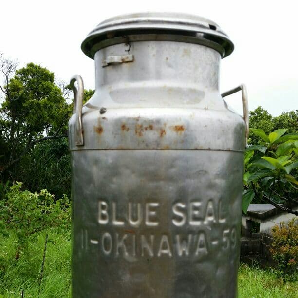 ブルーシール牛乳タンク