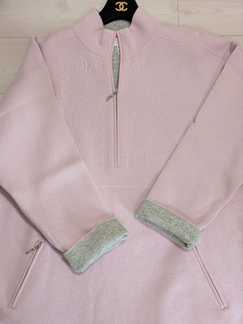 美品 1回着用　ESCADA ウール シルク　カシミヤ セーター　サイズ44