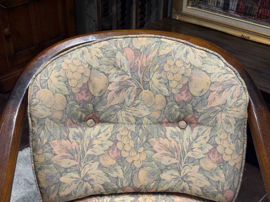 ②karimoku カリモク　アームチェア　ダイニングチェア　キャスター付　nZ