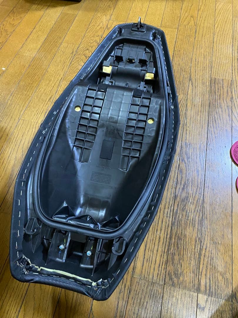 (専用)TWR製 PCX125用/PCX160用純正　ローダウンカスタムシート