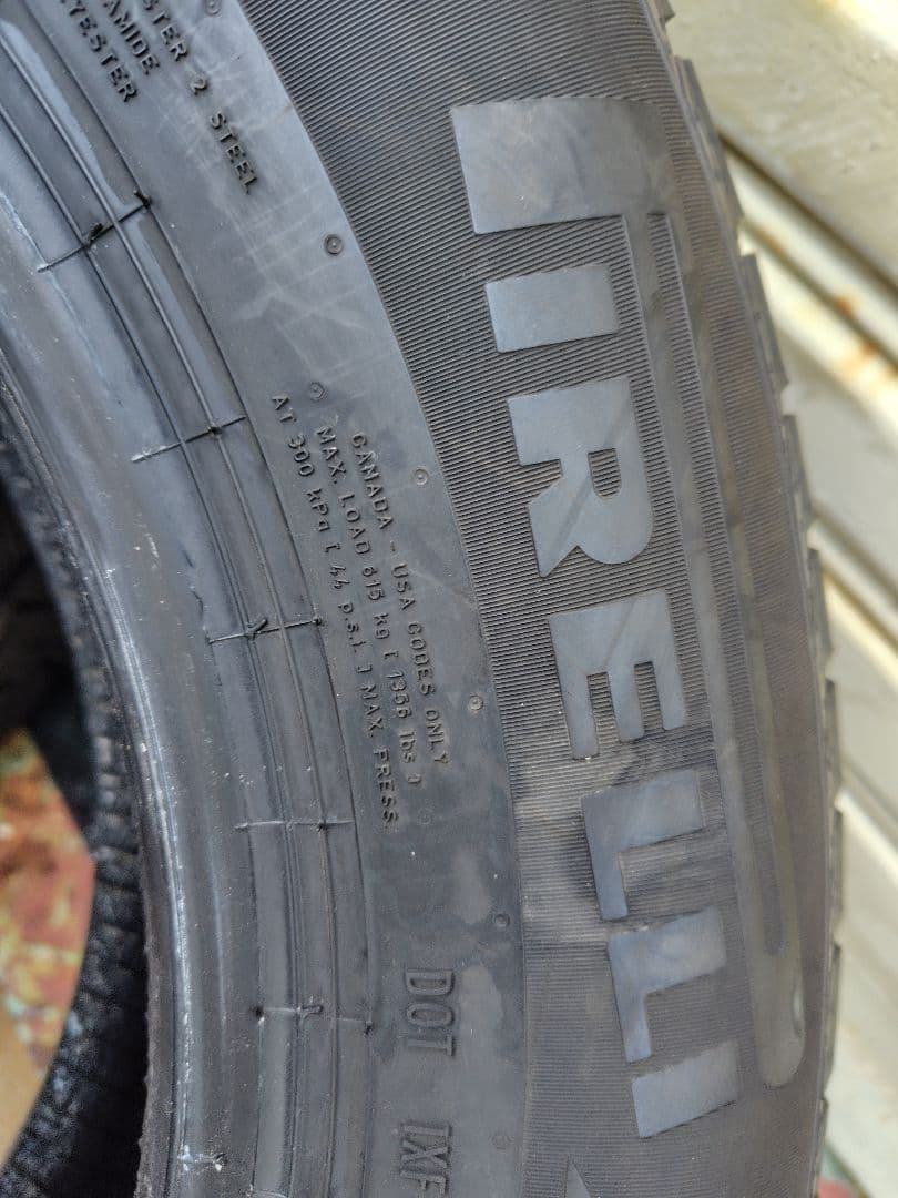 ピレリ シンメトリコ 195/65R15 2023年製