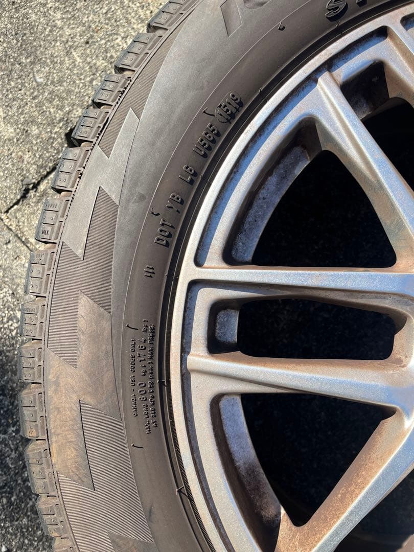 【ホイール付4本】 JEEP レネゲート スタッドレスタイヤ ピレリ