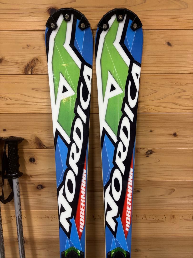 user _……… 専用スキー板等4点セット