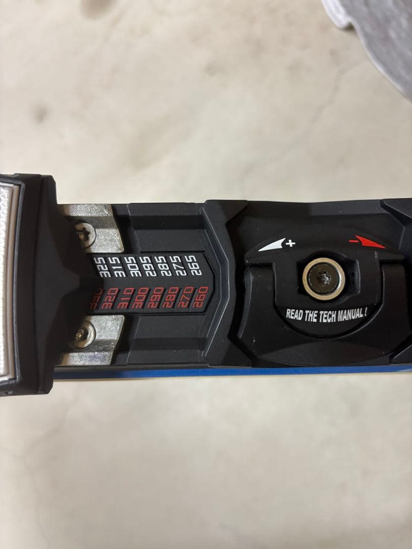 user _……… 専用スキー板等4点セット