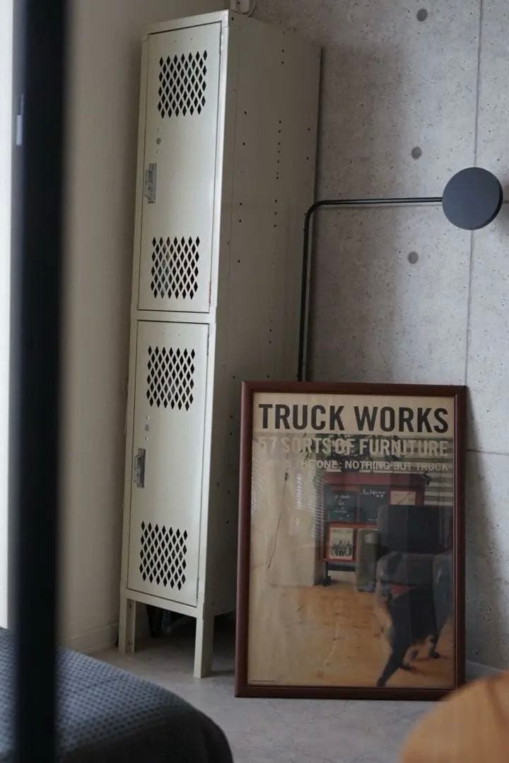 パシフィックファニチャー　LYON社　ロッカー