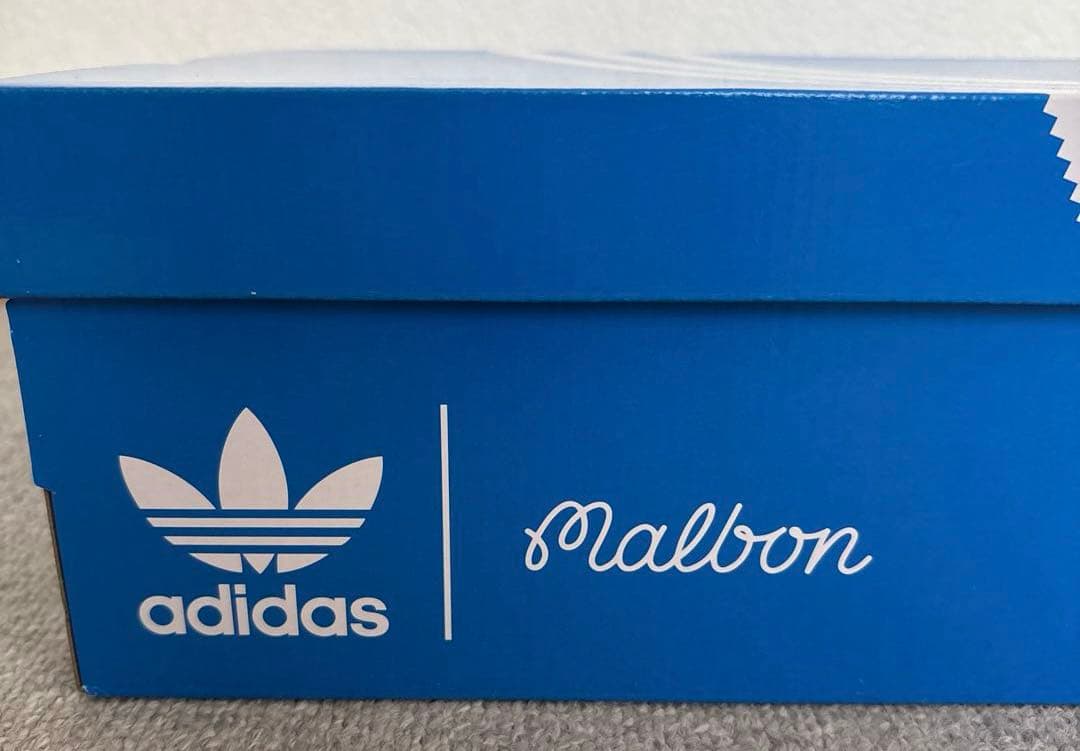 新品　未使用　箱なし　チャーム付き　スタンスミス　マルボンゴルフ25.5cm