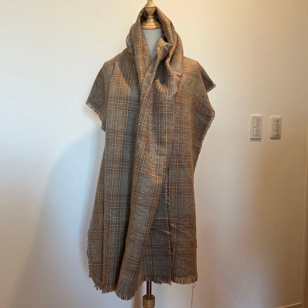 こ*み様 新品タグ付き　THROW スロー　ストール