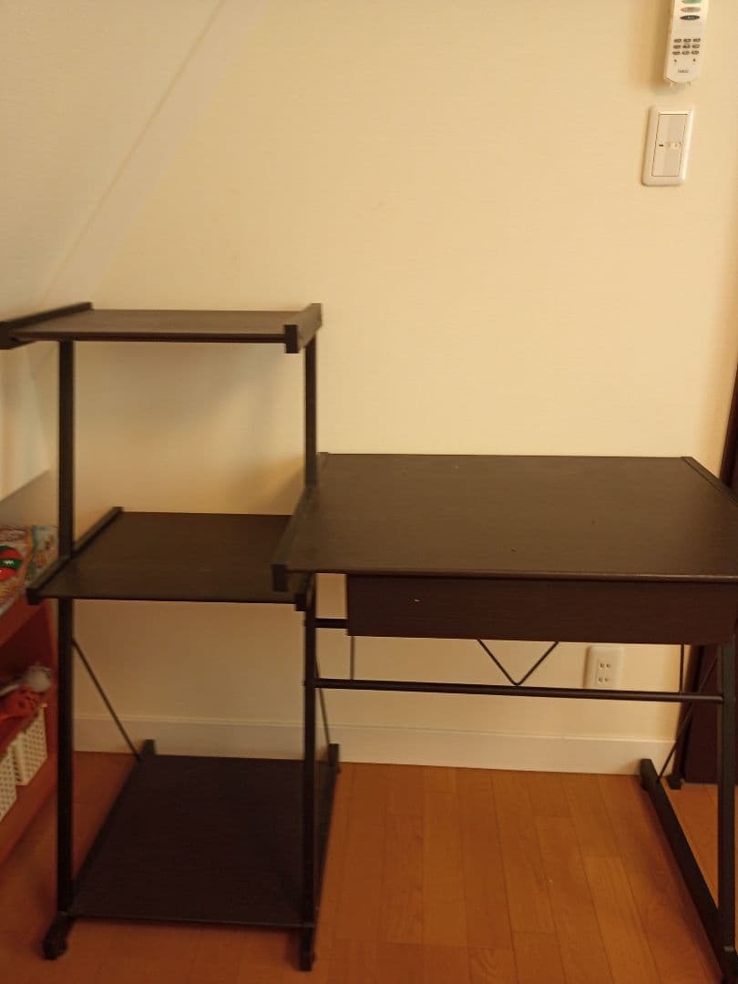 机、学習机、デスクワーク、テレワーク