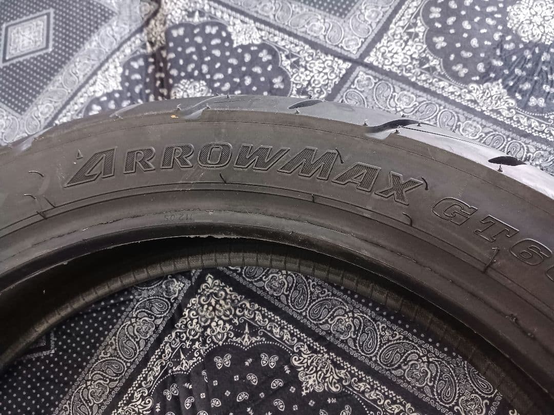 ダンロップアローマックスGT601 110/80-17 150/70-18新品！