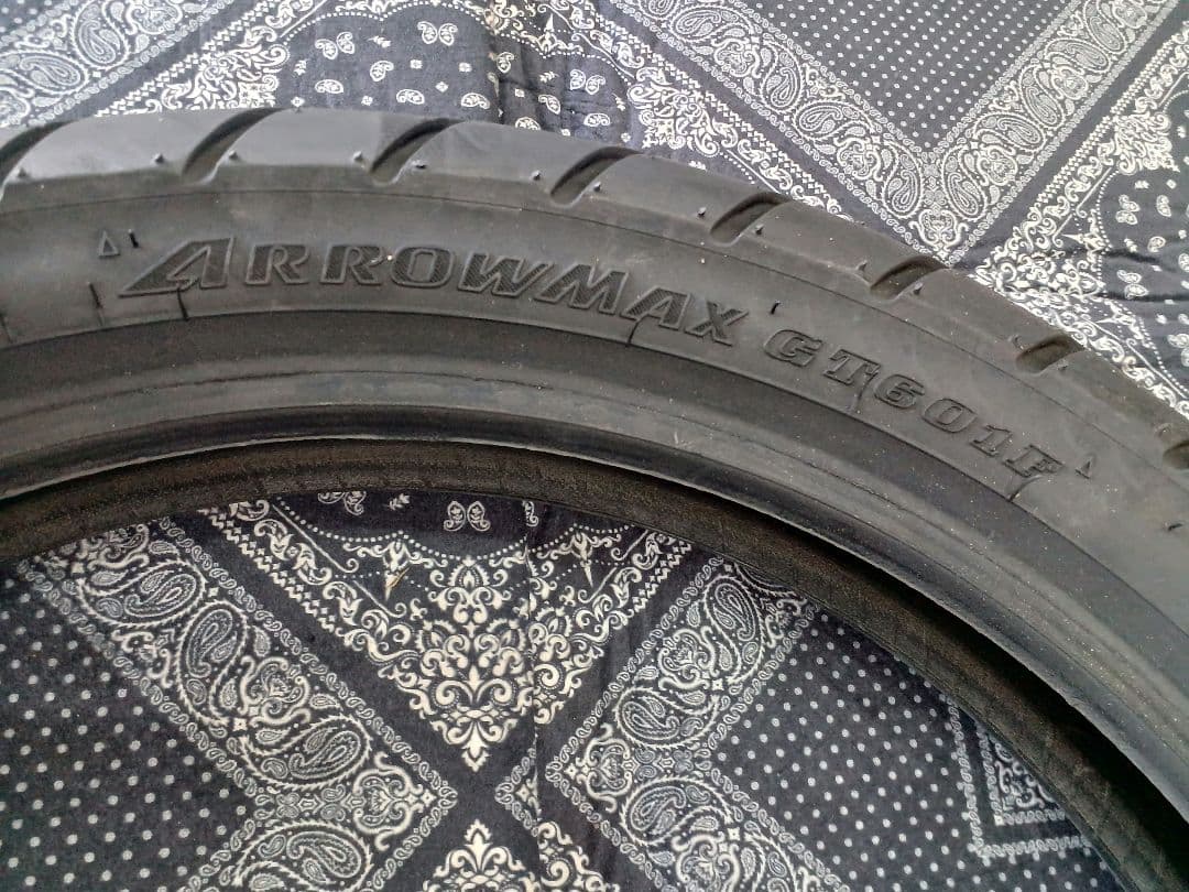 ダンロップアローマックスGT601 110/80-17 150/70-18新品！