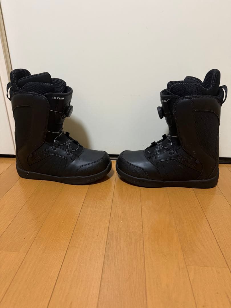ZUMAスノーボードブーツ ブラック