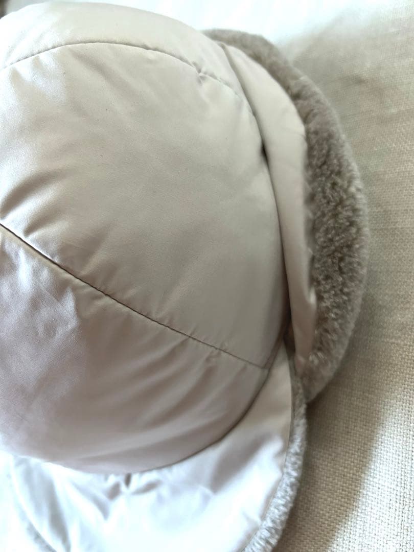 マチュアーハ_ eco padded cap White