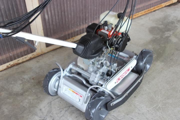 スパイダーモアー　SP850A　4WD 爪新品　オーレック　斜面刈