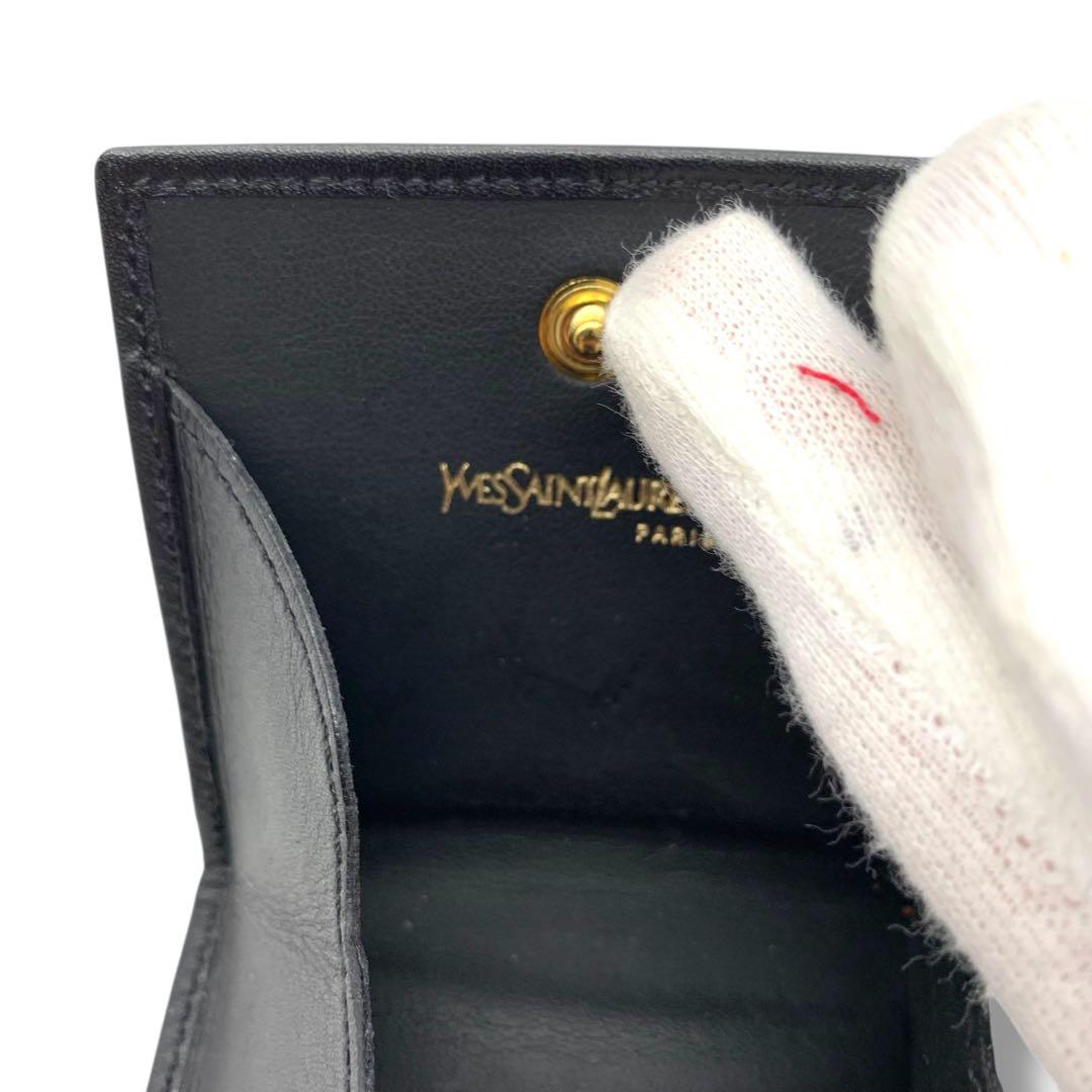 未使用級！！　イヴサンローラン　オールレザー　ケース　ロゴ