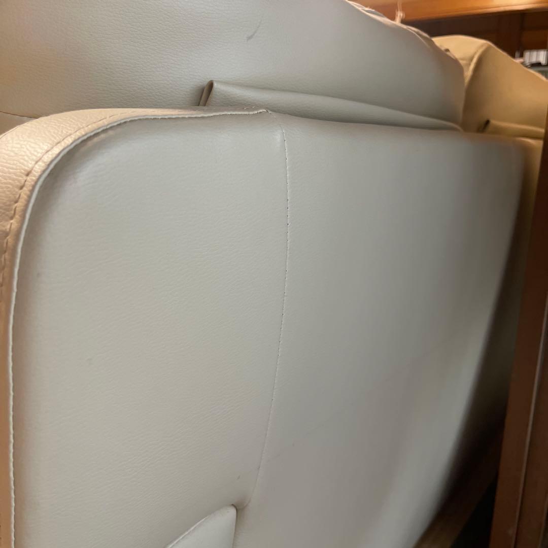 ニトリ2人掛けソファー　ベージュ系