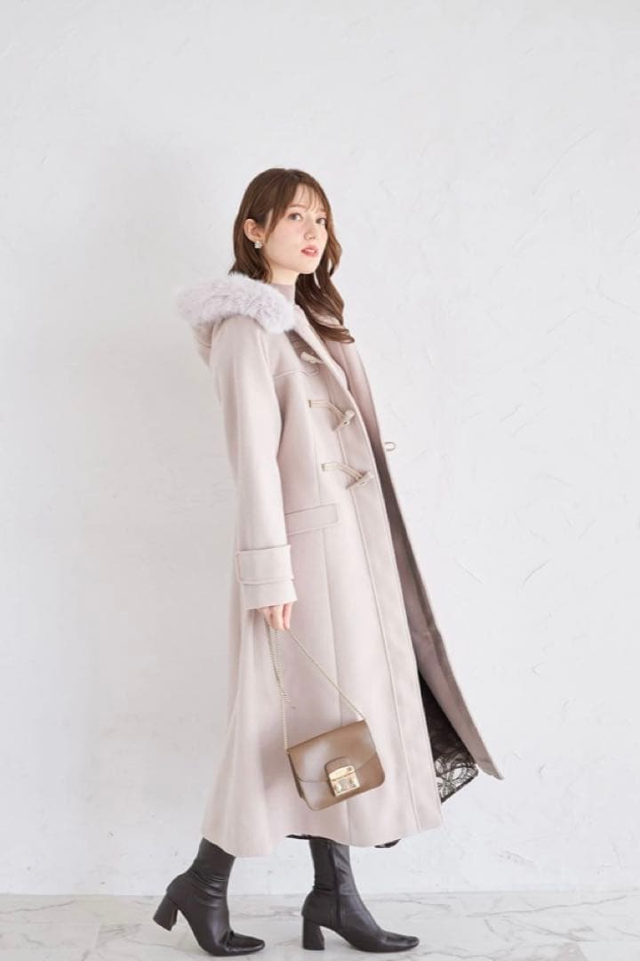 【新品】取り外し可能なファー付きフィット＆フレアシルエットダッフルコート