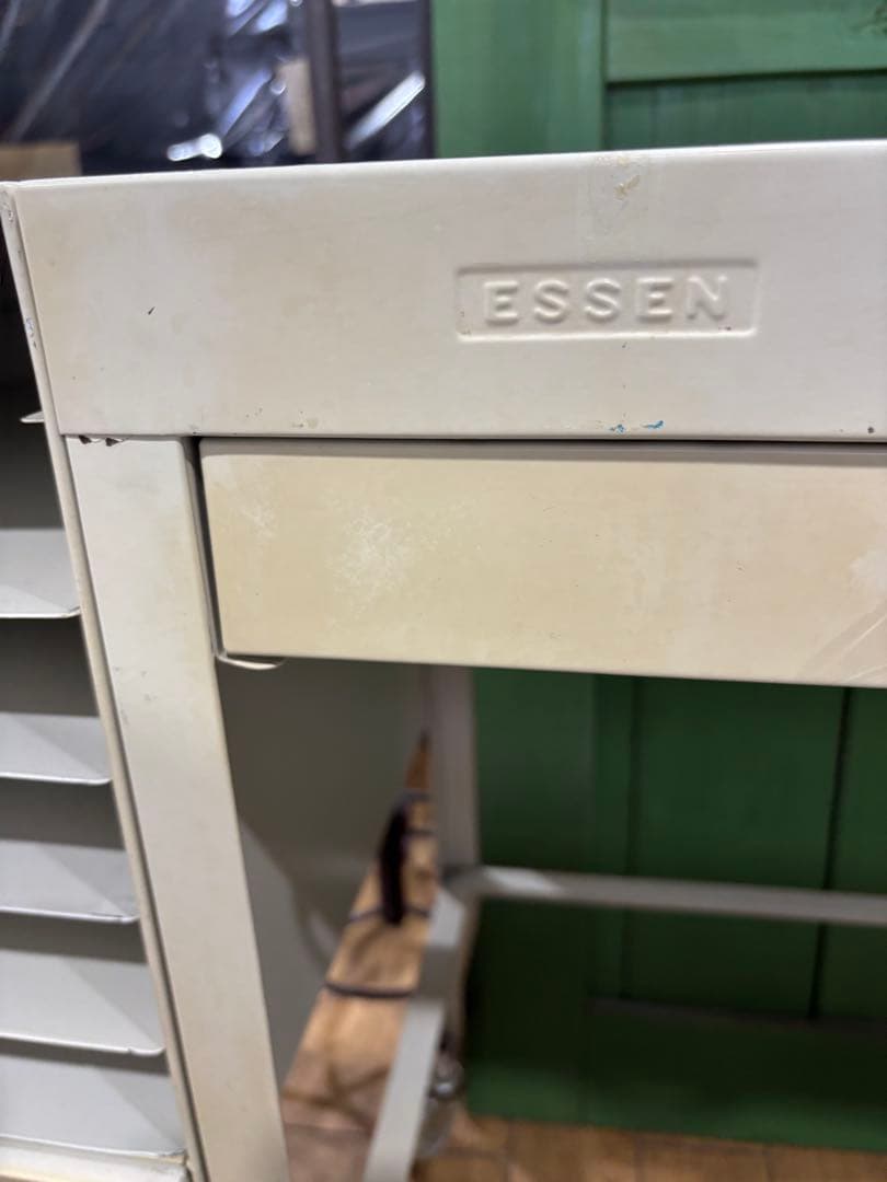 T87 タイプライターデスク