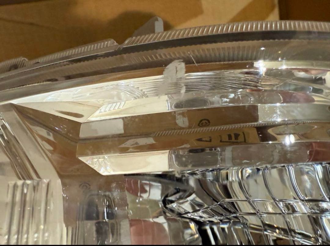 【S・Y】200系 ハイエース 右 ヘッドライト