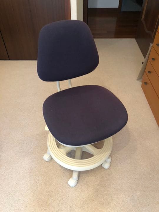 アクタスのデスクチェア