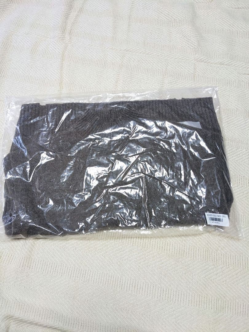 ネイチャーズ　無染色ヤク　セミワイドシルエット　セーター　Sサイズ