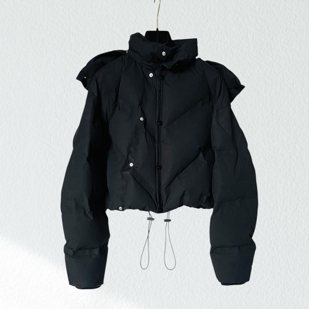 30万 BOTTEGA VENETA ショート ダウン ジャケット コート 黒S