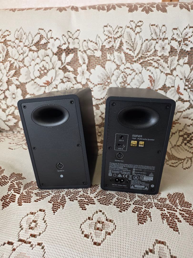 PCスピーカー Edifier M60