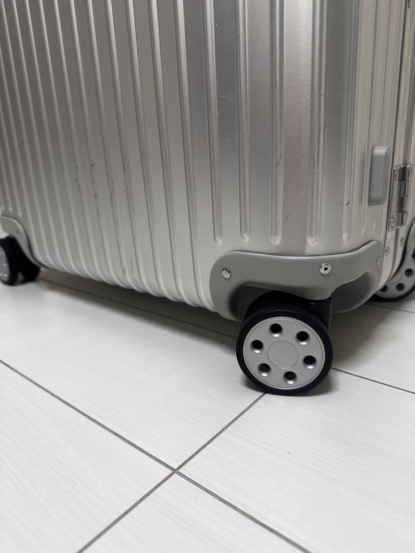 リモワ　トパーズ RIMOWA TOPAS E-Tag 4輪 TSAロック