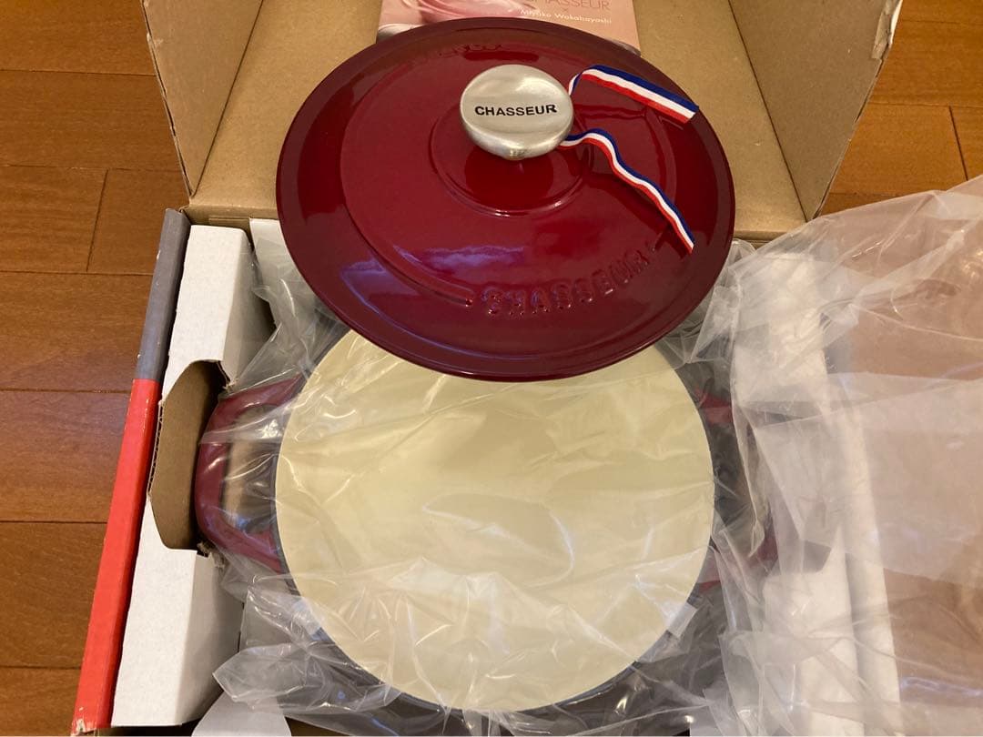 【新品未使用】CHASSEUR ホーロー鍋 赤 直径20cm