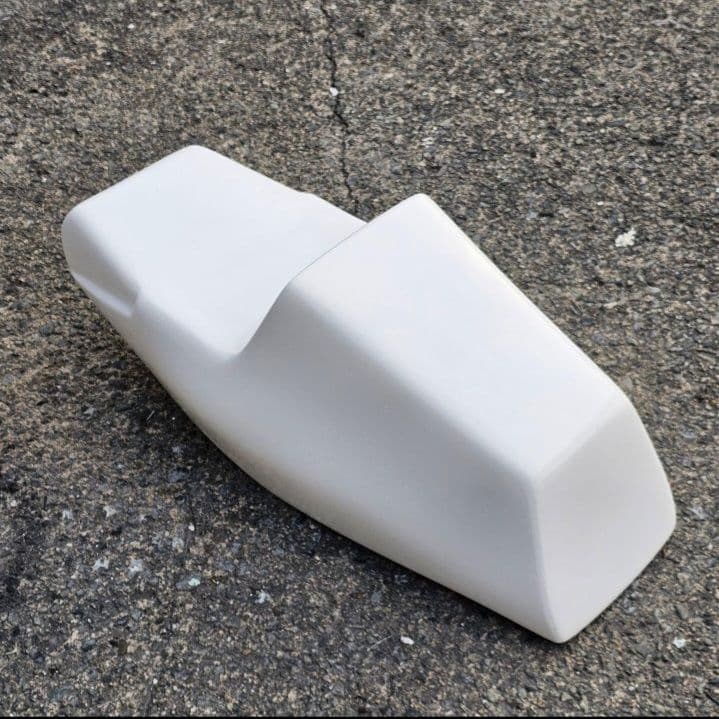 FRP製　FZRタイプ　汎用シートカウル