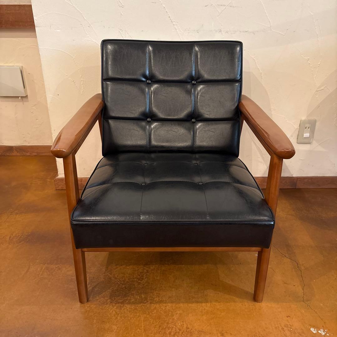 カリモク60 1人掛けソファ 黒②