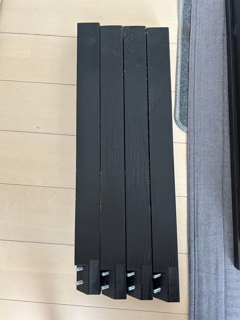 【たのめる便】イケア BJURSTA 伸長式ダイニングテーブル