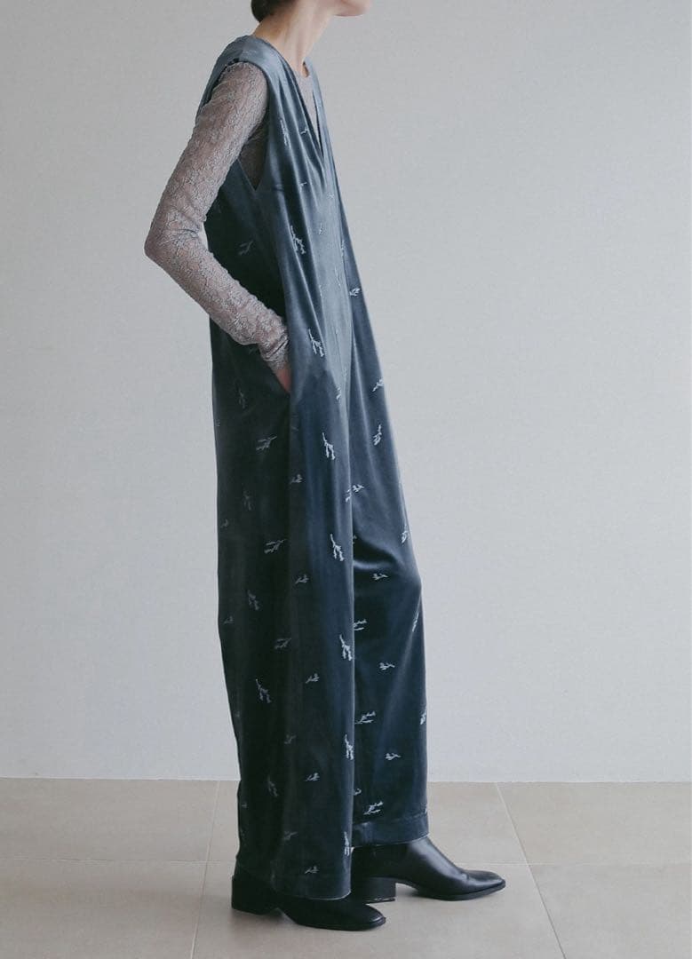 【新品】MANOF⭐︎VELOUR EMBROIDERY ALL IN ONE