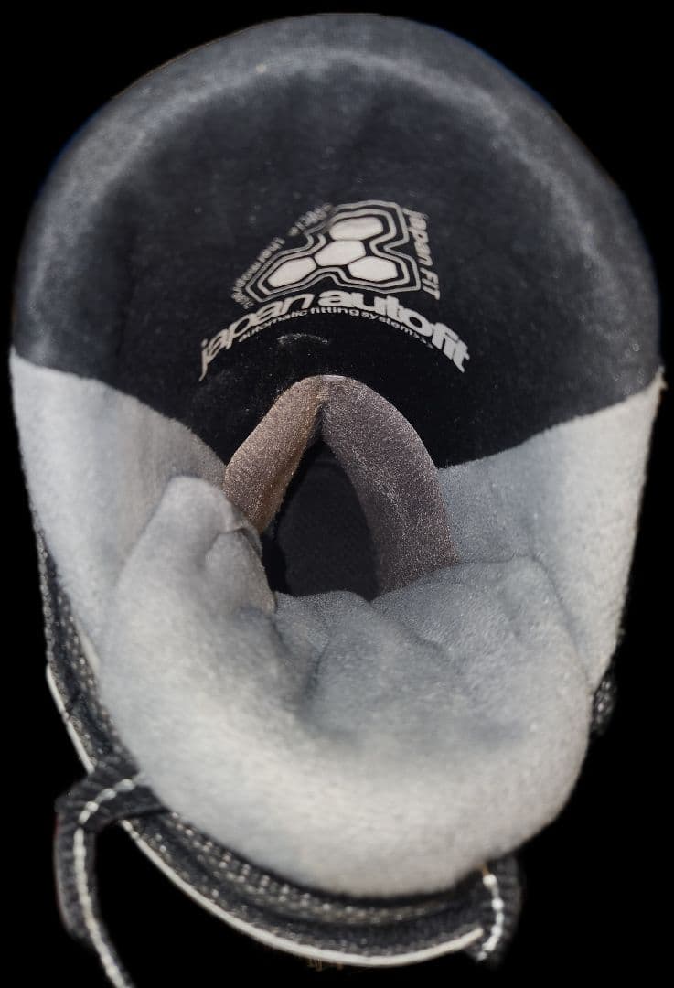 GEN FACTORY　ゲンファクトリー　バンプス8　BUMPS8　スキーブーツ