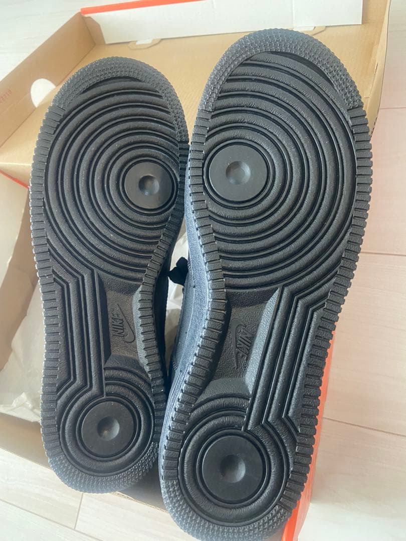 【新品、未使用】Nike エアフォース1 midブラック スニーカー27.5cm