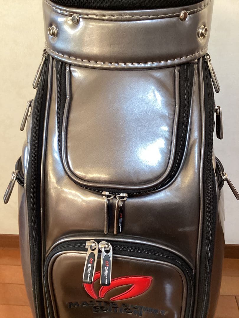 MASTER BUNNY EDITION キャディバッグ シルバー