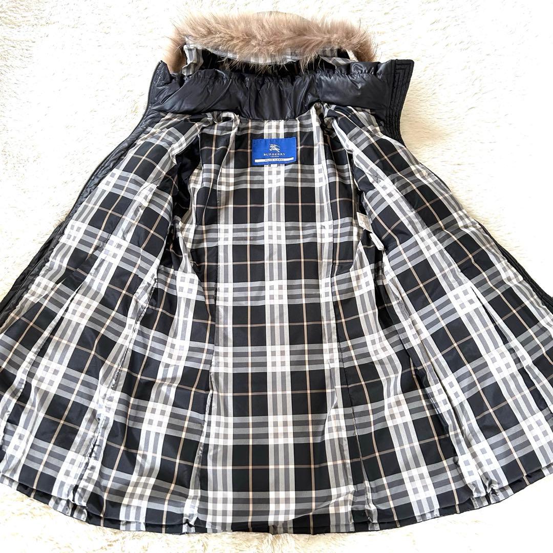 バーバリーブルーレーベル ダウンコート 裏地チェック ブラック ラクーンファーM