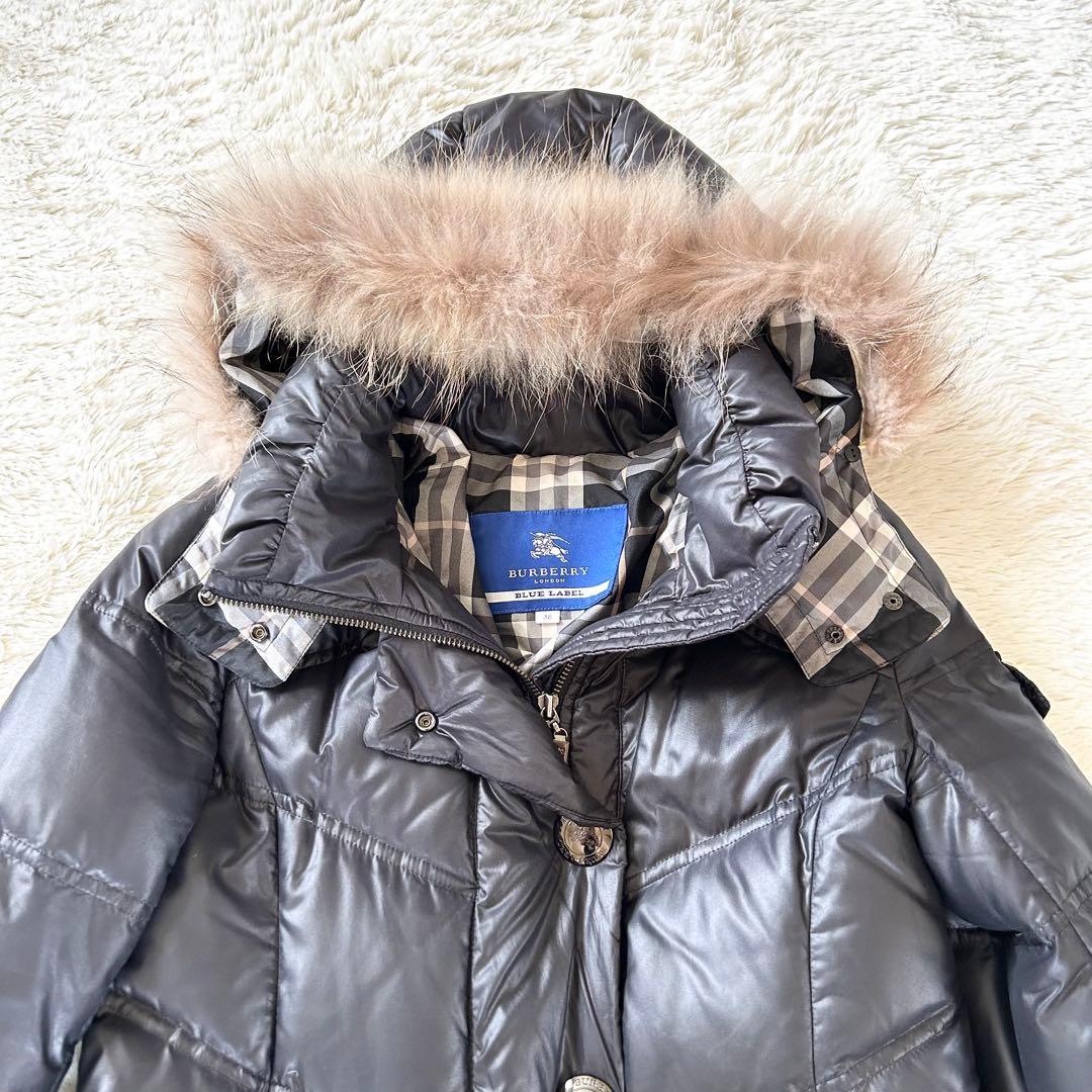 バーバリーブルーレーベル ダウンコート 裏地チェック ブラック ラクーンファーM