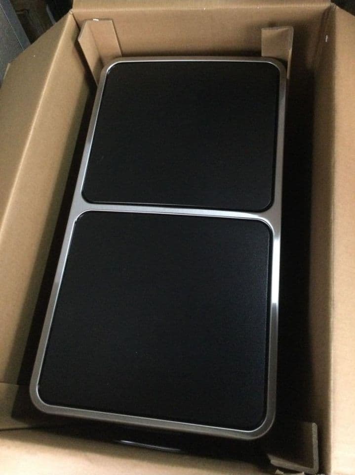 #新品　ゴミ箱 ダストボックス 2分別ペダル式 2x30L ステンレス