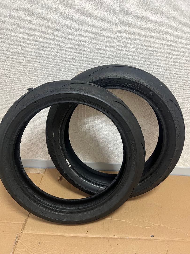 ダンロップQ5 バリ山中古前後セット110/70/17、140/70/17