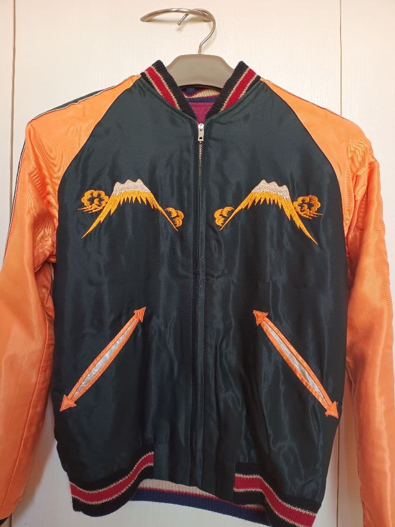 東洋エンタープライズ　スカジャン　鷹×日本地図