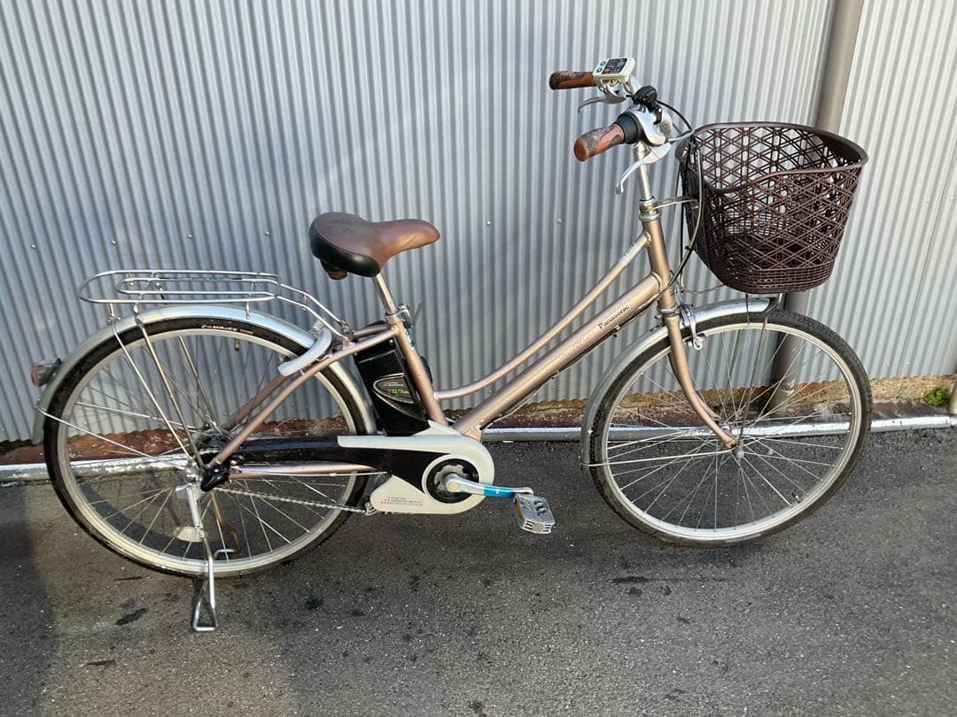パナソニック新機種電動アシスト自転車vivi26インチシルバー系アルミボディー