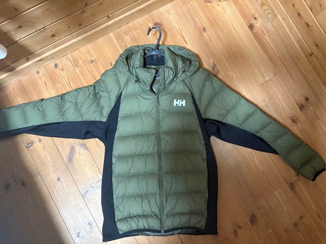 Helly Hansen フード付きダウンジャケット オリーブグリーン