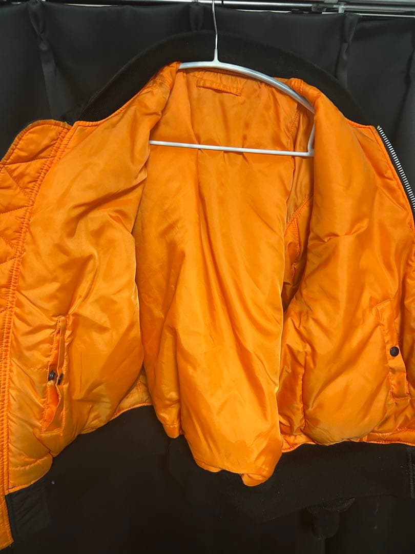 Alpha Industries MA-1 ブラックジャケット Lサイズ