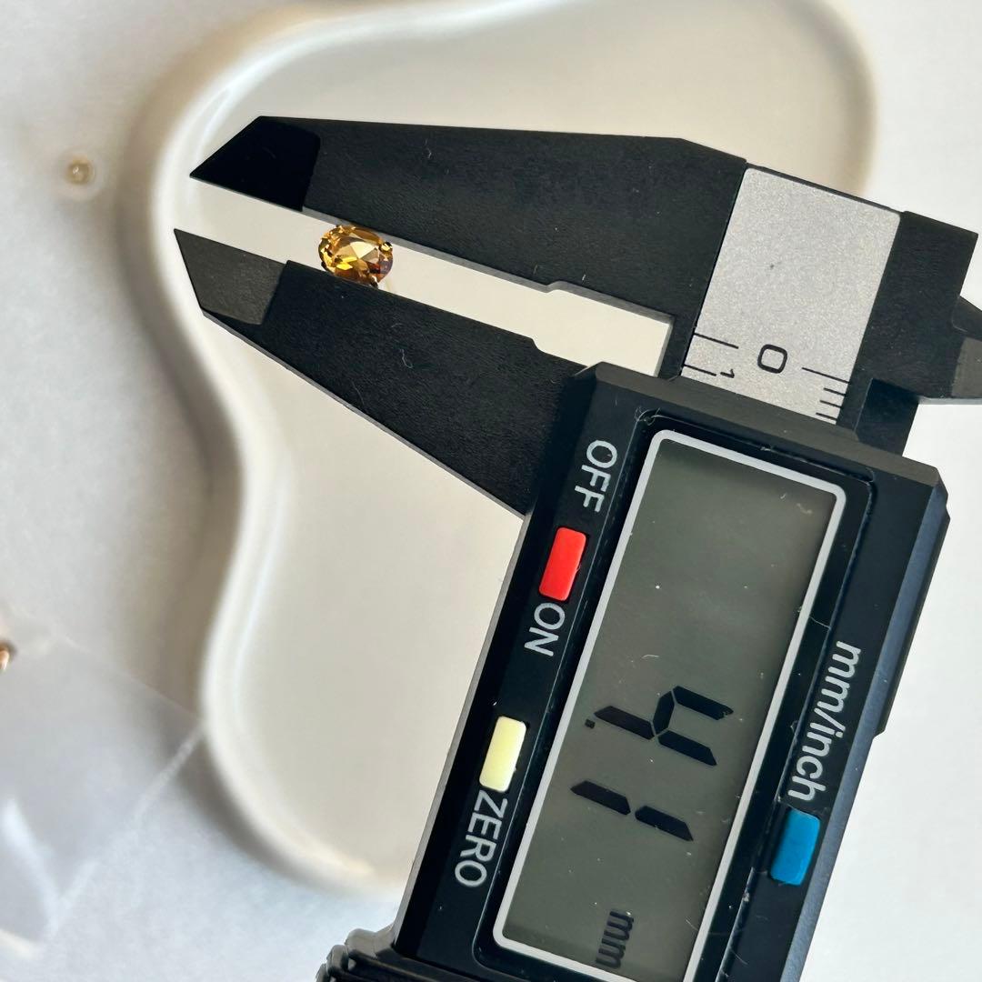 新品未使用　k18 シトリン　0.35ct×2 18金　スタッド　一粒ピアス