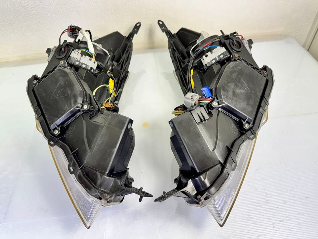 BR9 BM9 スバル レガシィ 純正 HID ヘッドライト 左右セット