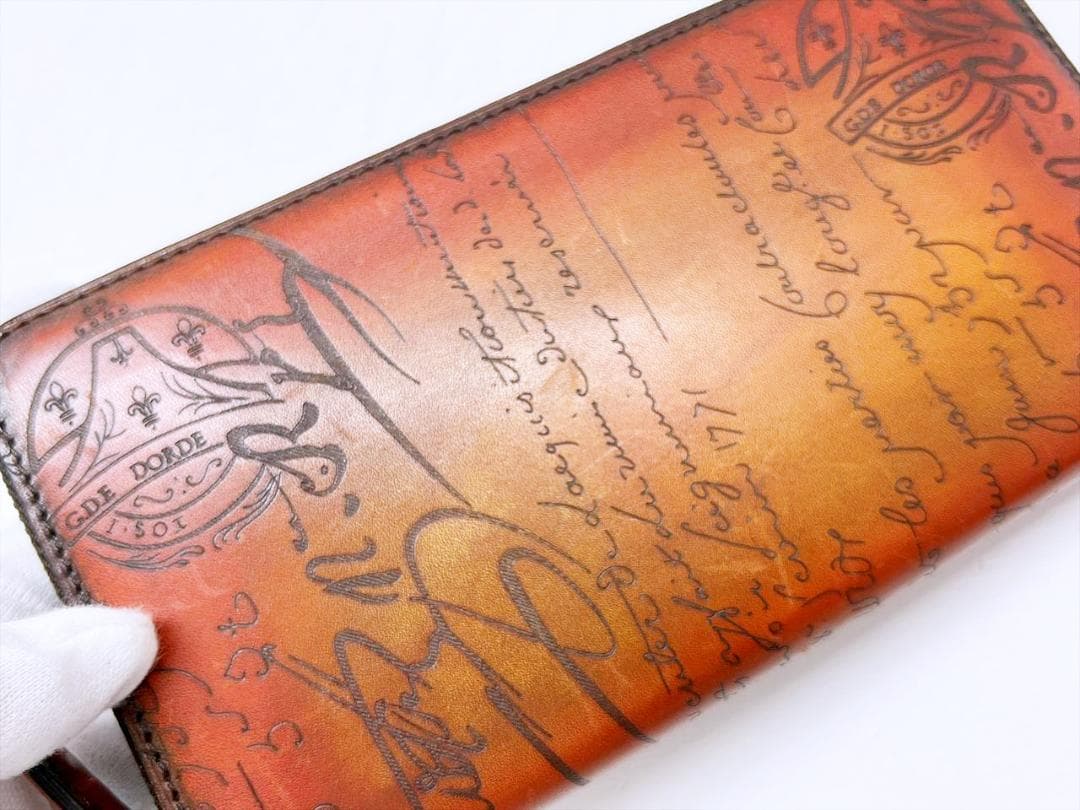 美品　ベルルッティ　イタウバ　スクリットレザー　ロングジップウォレット　長財布